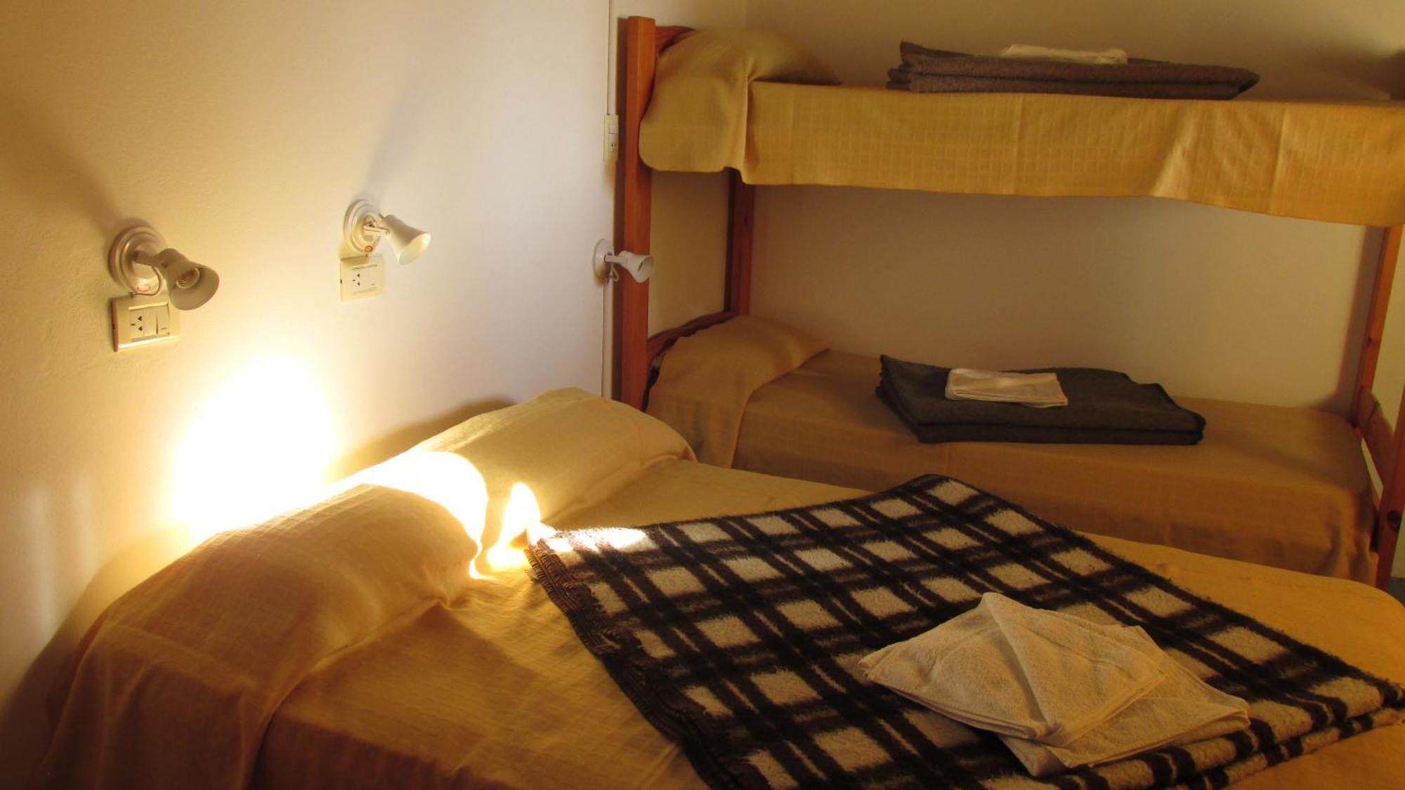 Hostel Aves Del Lago El Calafate Exterior photo